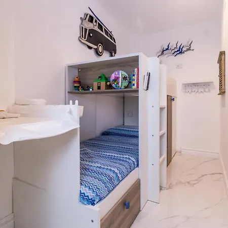 アパート Sovramare フランカヴィッラ・アル・マーレ