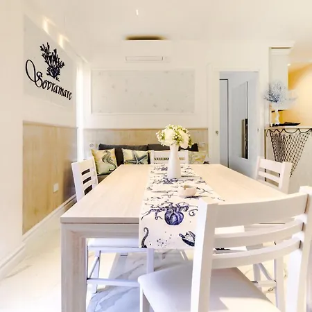 アパート Sovramare *